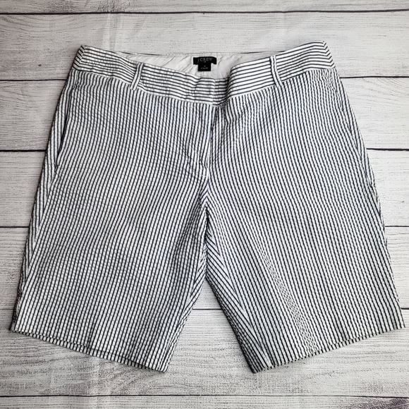 J. Crew Factory Pants - J.Crew Blue and White Searsucker Bermuda Short City Fit Size 8